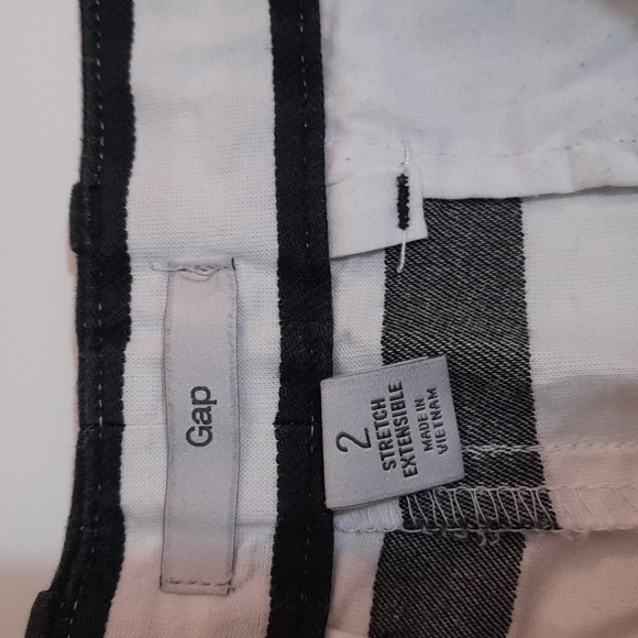 💚 GAP Womens Striped Shorts - Picture 5 of 6